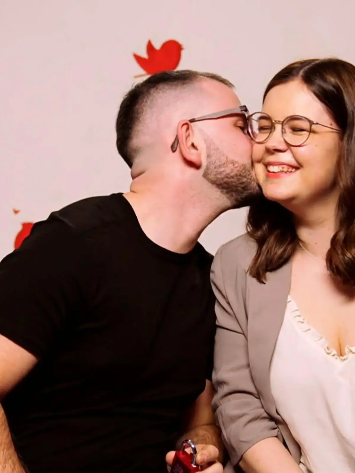 Bild zu: "Erster Kuss für Nazario und Tatjana"