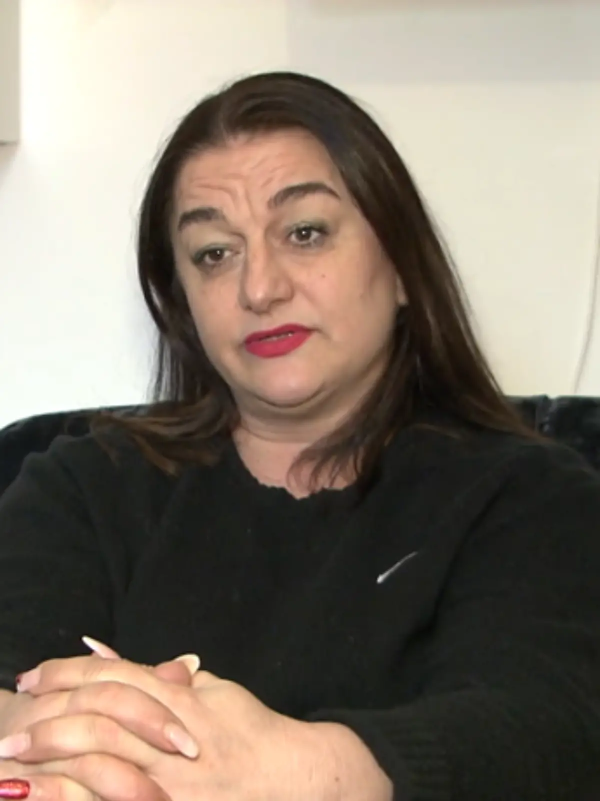 Branka Schmidt gibt ein Interview