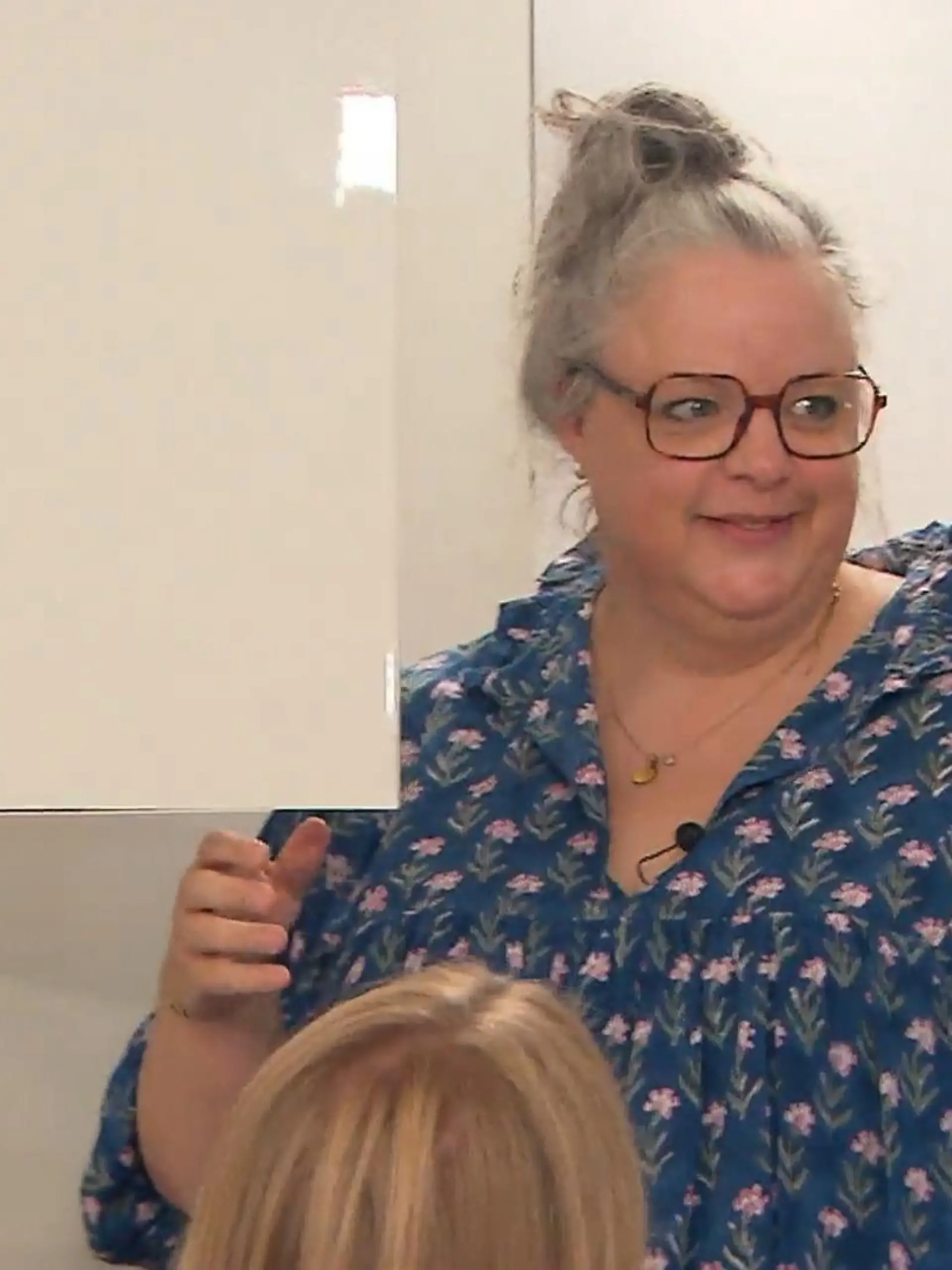 Bild zu: "Lilly schüttelt für ihre Gäste eine finale Überraschung aus dem Ärmel"