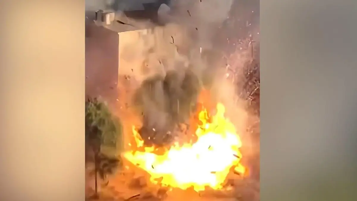 Mitten im Wohngebiet! XXL-Explosion löst fatale Kettenreaktion aus Haus und Auto weggesprengt