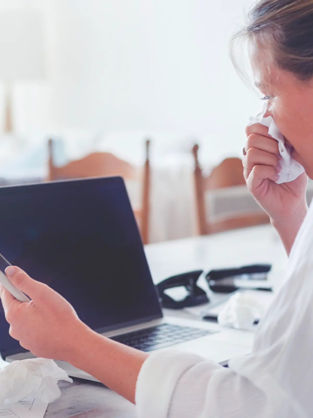 Bild zu: "Einfach Online krankschreiben - geht das? RTL-Reporterin macht den Test"