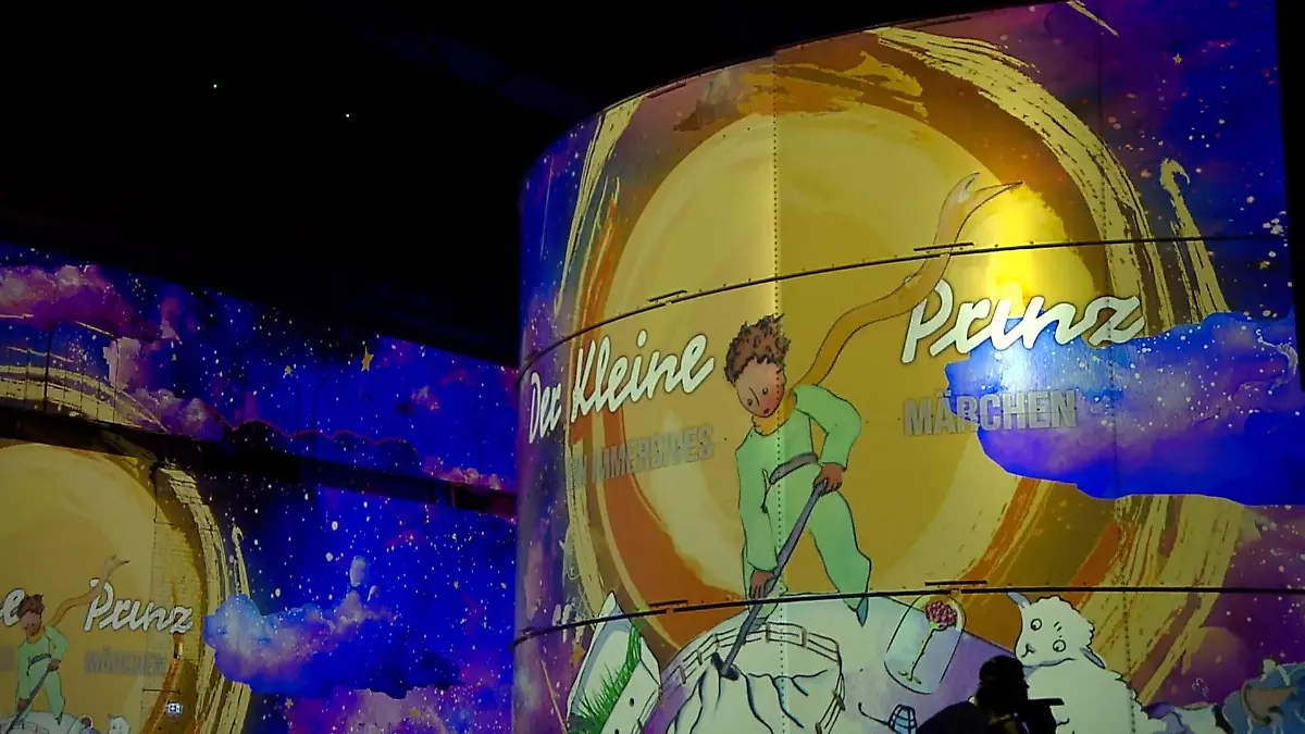 -Der-kleine-Prinz-neue-Show-im-Phoenix-de-Lumi-res-in-Dortmund