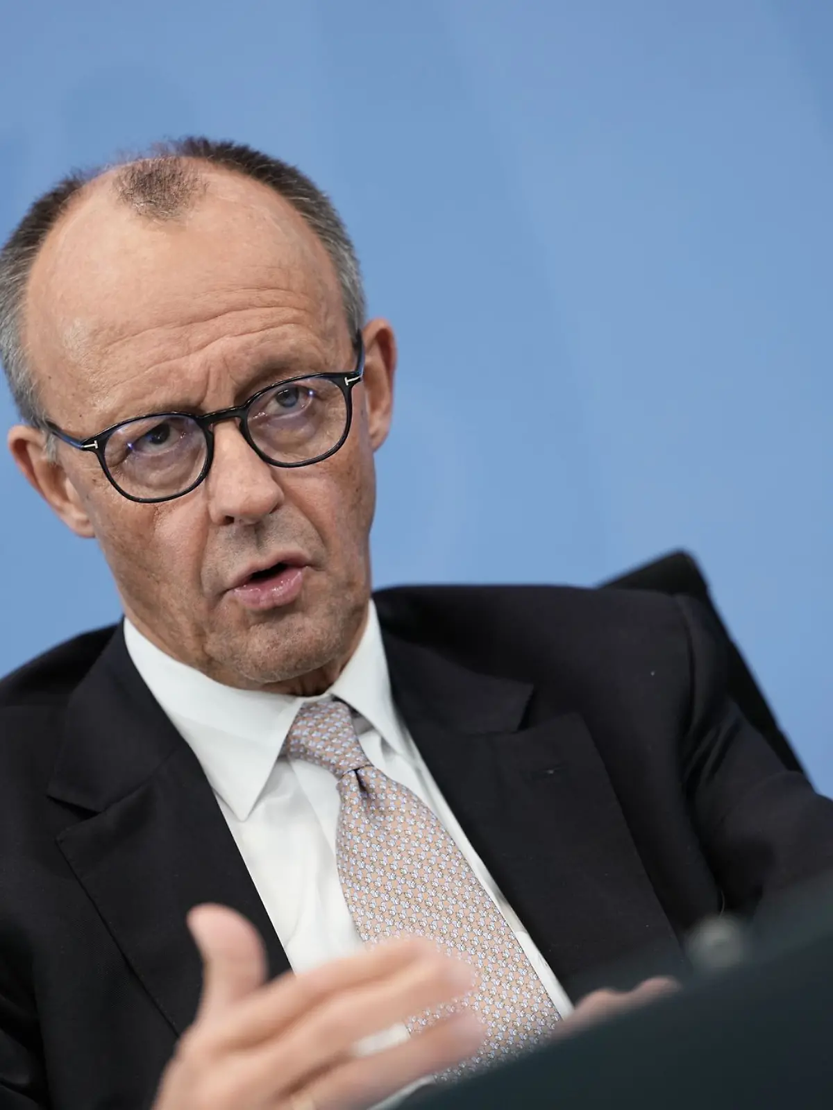 Bild zu: "Schicksalsabstimmung zur Rente im Bundestag! Heute geht es für Friedrich Merz um alles"