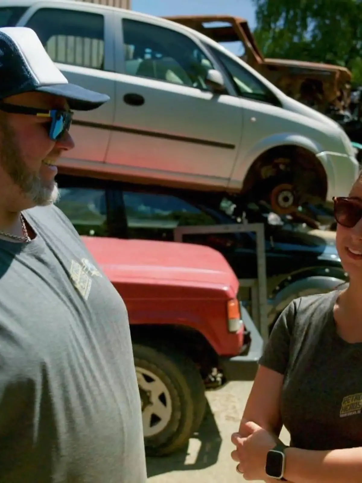 Bild zu: "Schrottplatz als letzte Hoffnung"