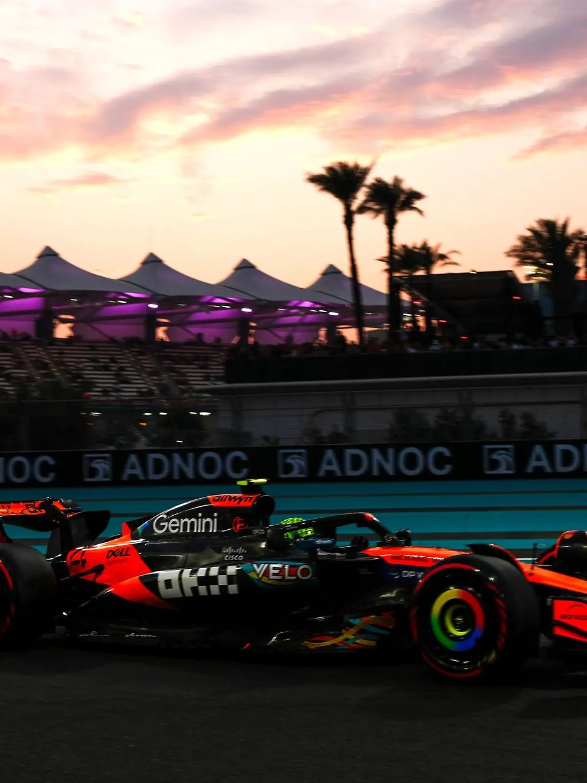 Bild zu: "Finale Kehrtwende: McLaren mit Teamorder gegen Verstappen"