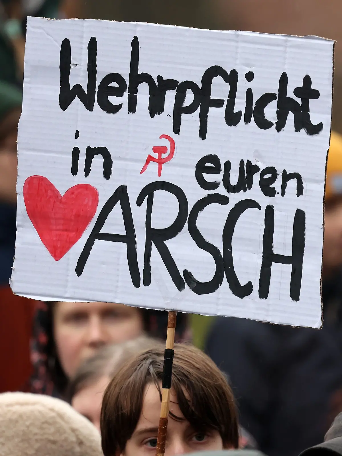 Bild zu: "Schüler demonstrieren gegen Wehrpflicht"