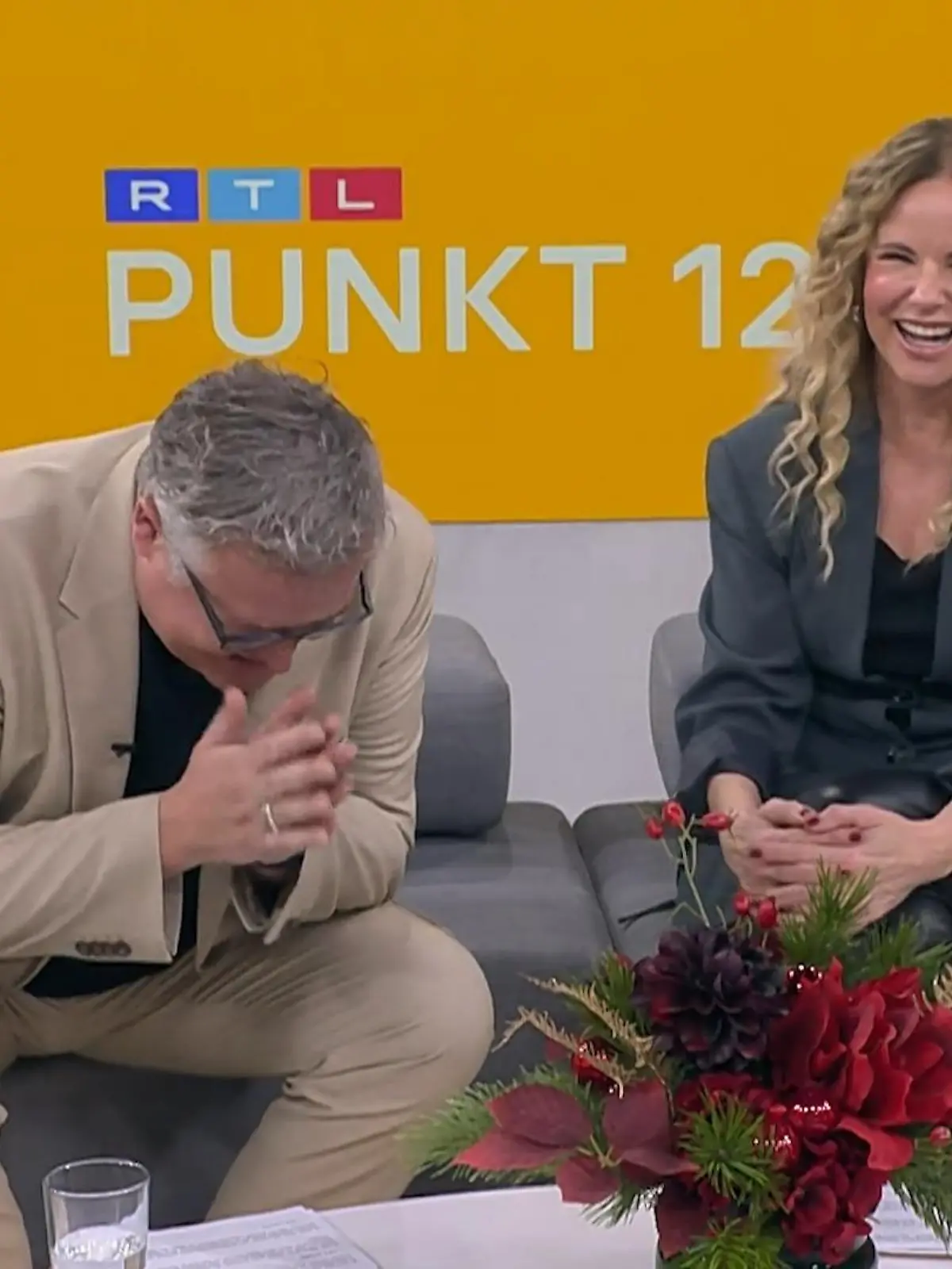 Bild zu: "„Süße Robbenbabys!” Katja Burkard veräppelt sich mit diesem legendären Moment selbst"