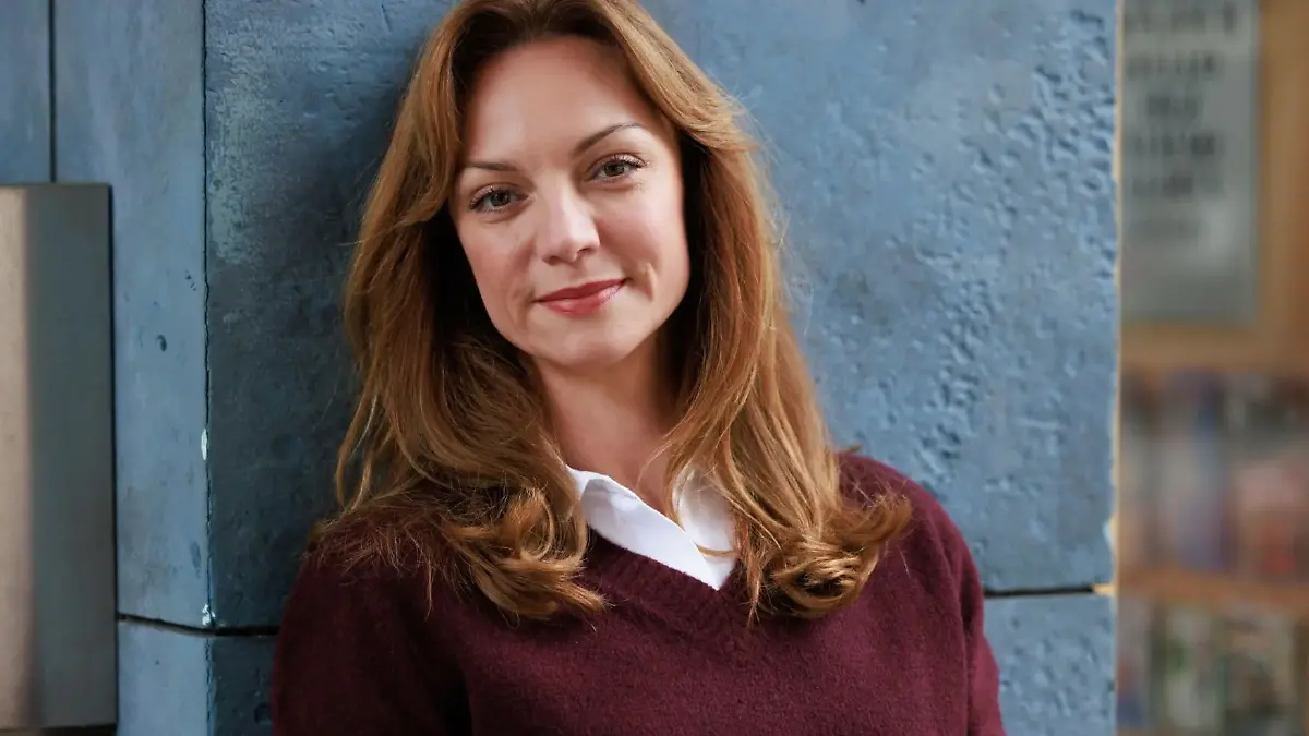 Drama-bei-Unter-uns-SO-kommt-Viola-Wedekind-als-Dana-G-lek-in-die-Schillerallee