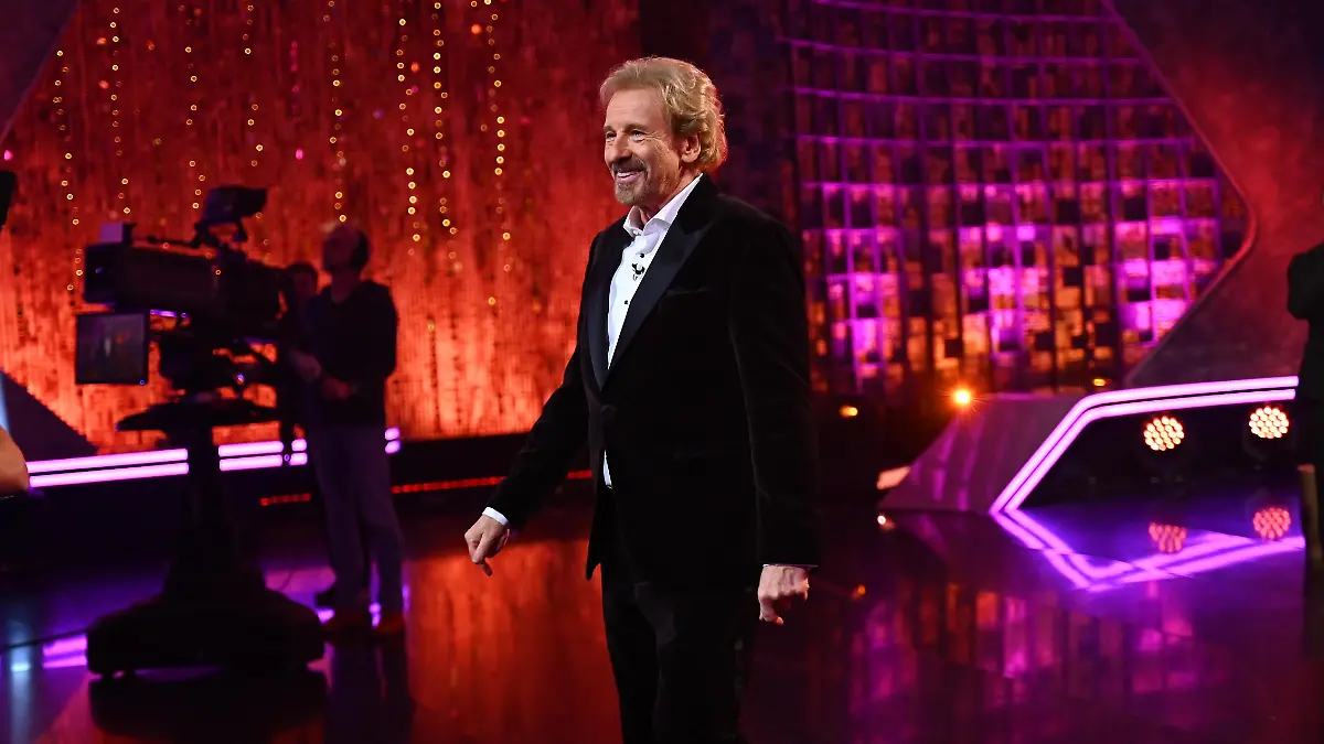 -Denn-sie-wissen-nicht-was-passiert-im-Ticker-Thomas-Gottschalk-verl-sst-die-Show-vorzeitig-mit-seiner-Karina