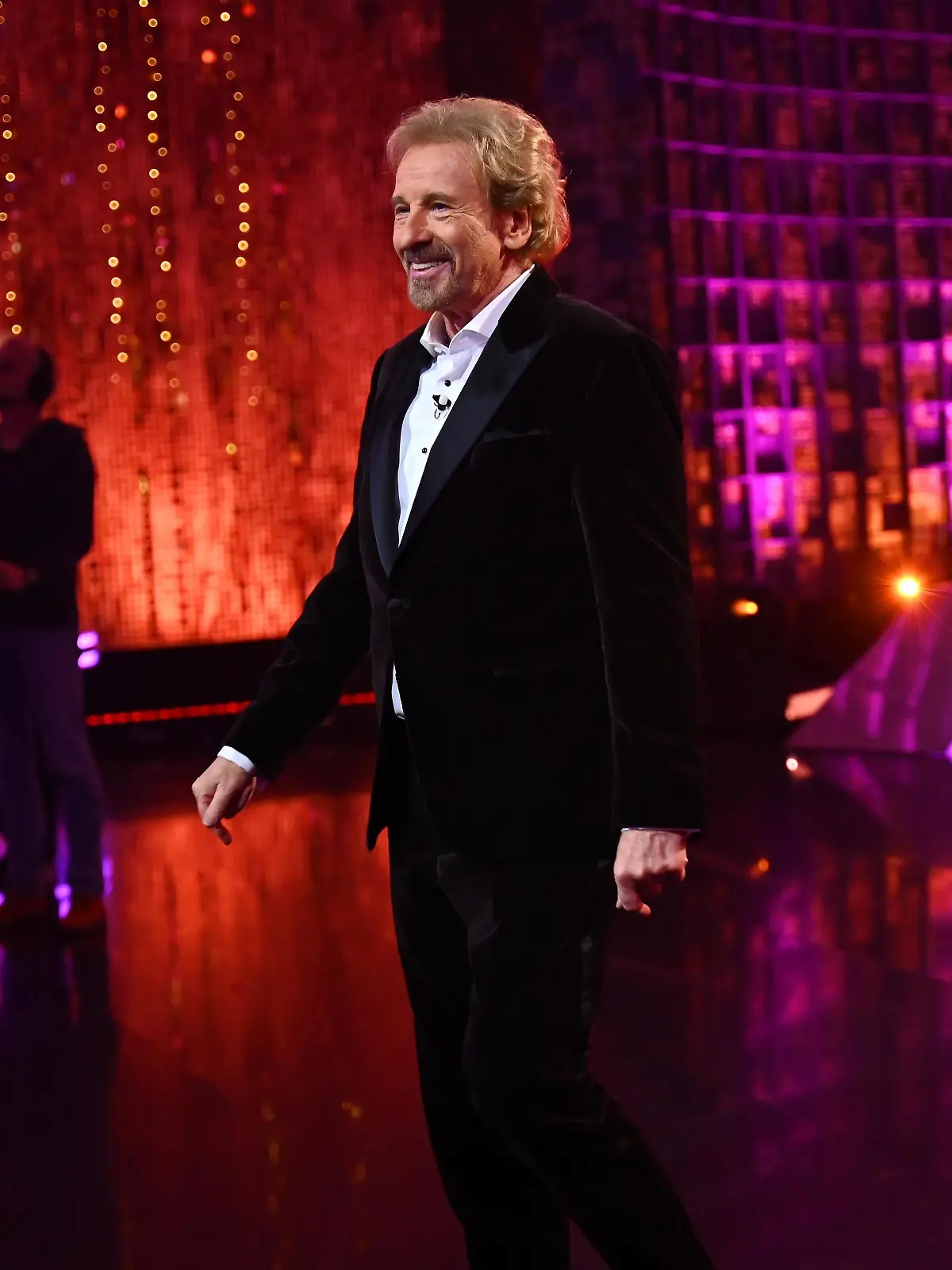 Bild zu: "Zeit für den Abschied! Hier verlässt Thomas Gottschalk die Showbühne"