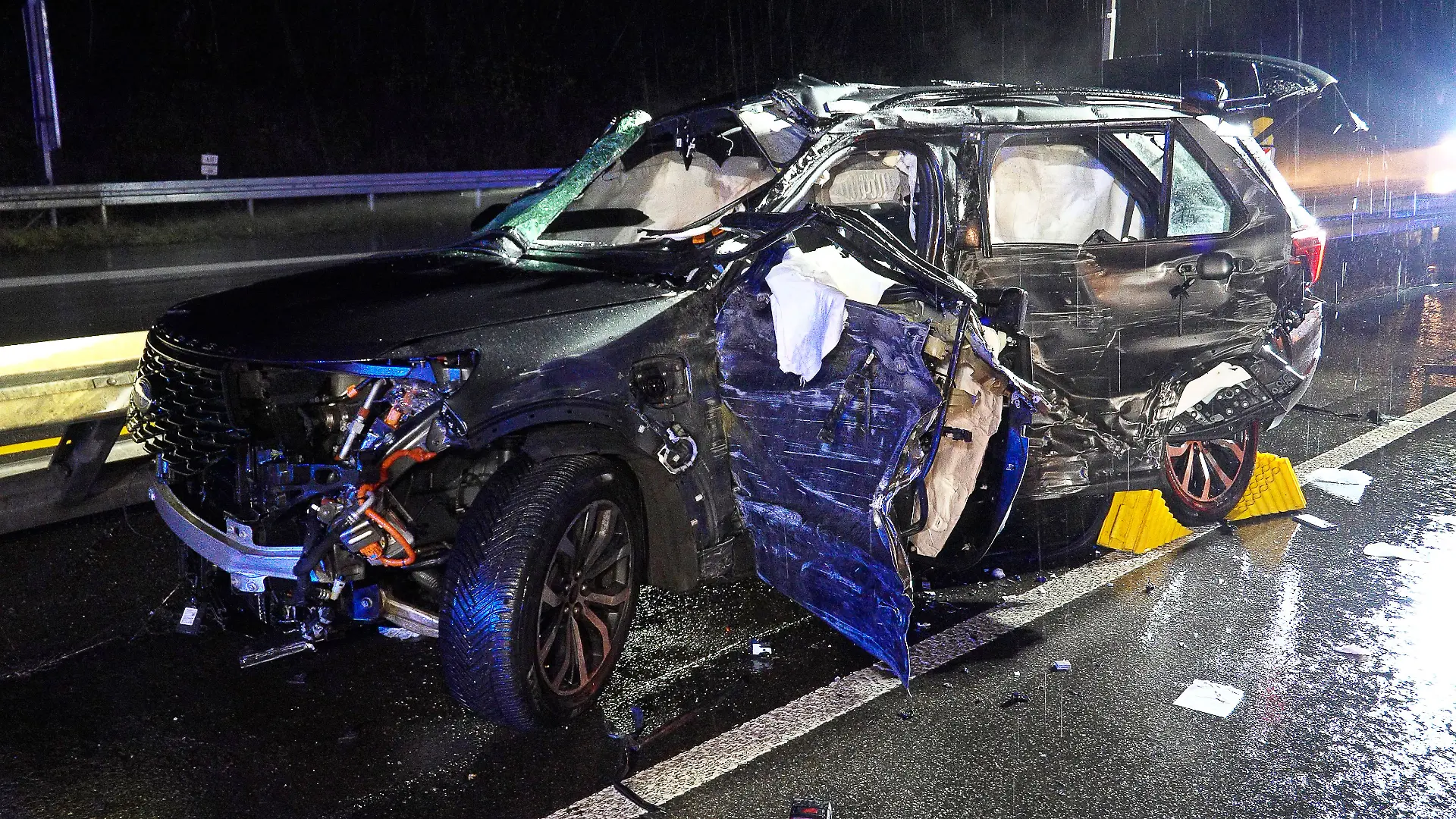 Vater und Tochter sterben bei Unfall auf A8 im Saarland
