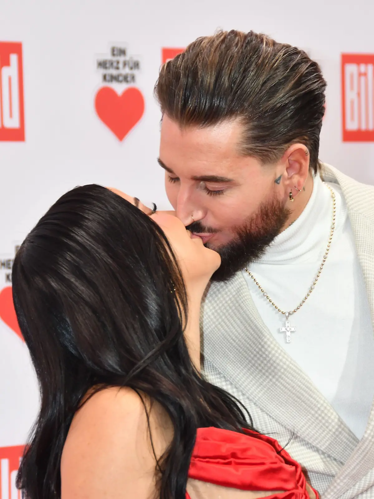 Mike und Leyla Heiter bei der TV-Spendengala „Ein Herz für Kinder” 2025 in Berlin