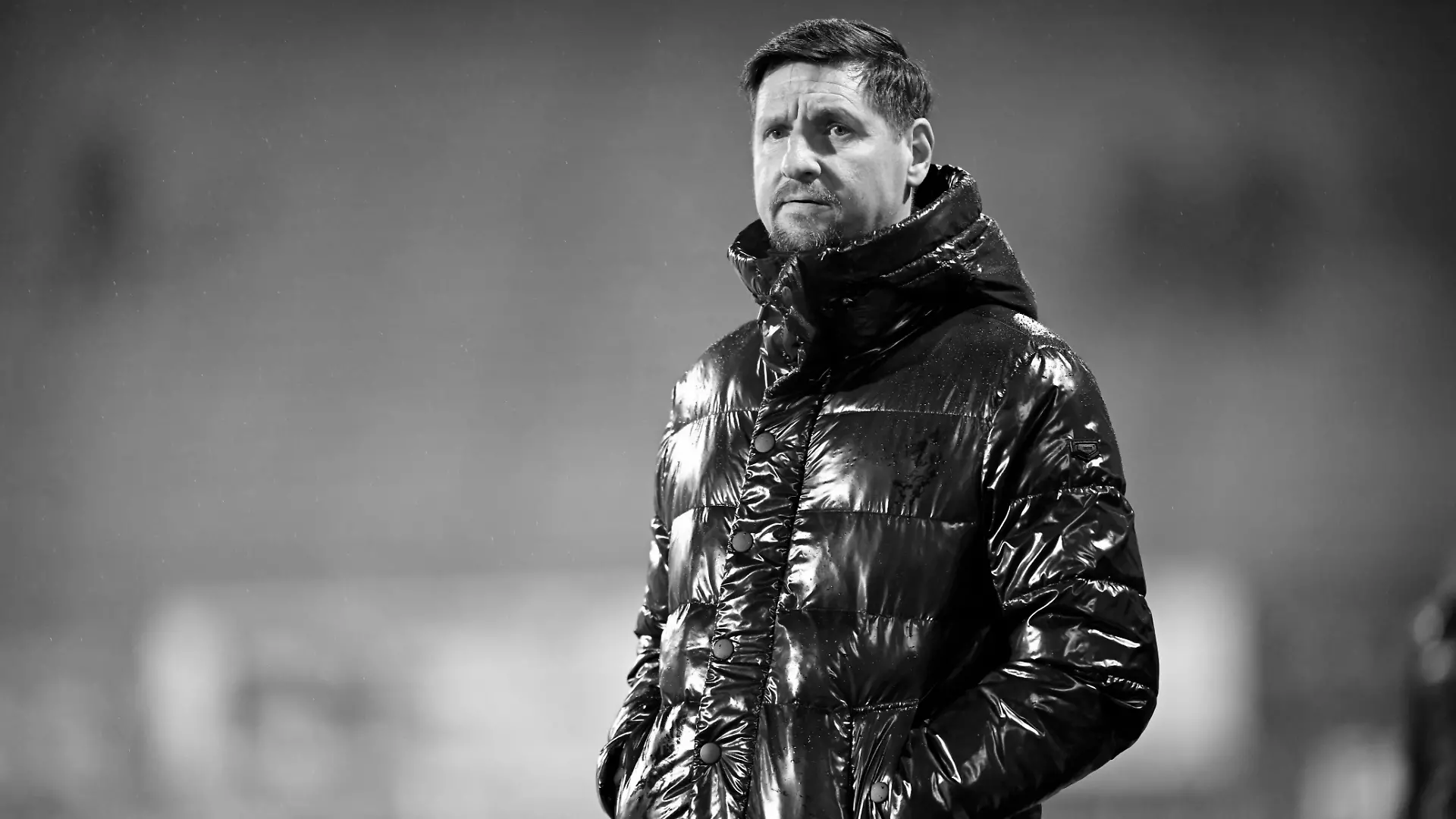 Ex-Nationalspieler Glen de Boeck an der Seitenlinie als Trainer des KV Kortrijk. (Archivbild)