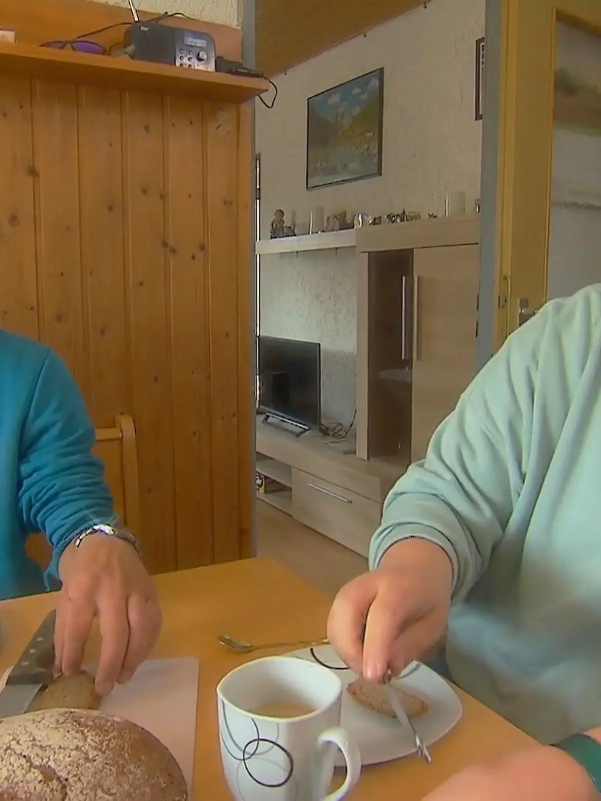 Bild zu: "Bei Bauer Michael stellt sich die Frage: Gnörzl oder Randl?"