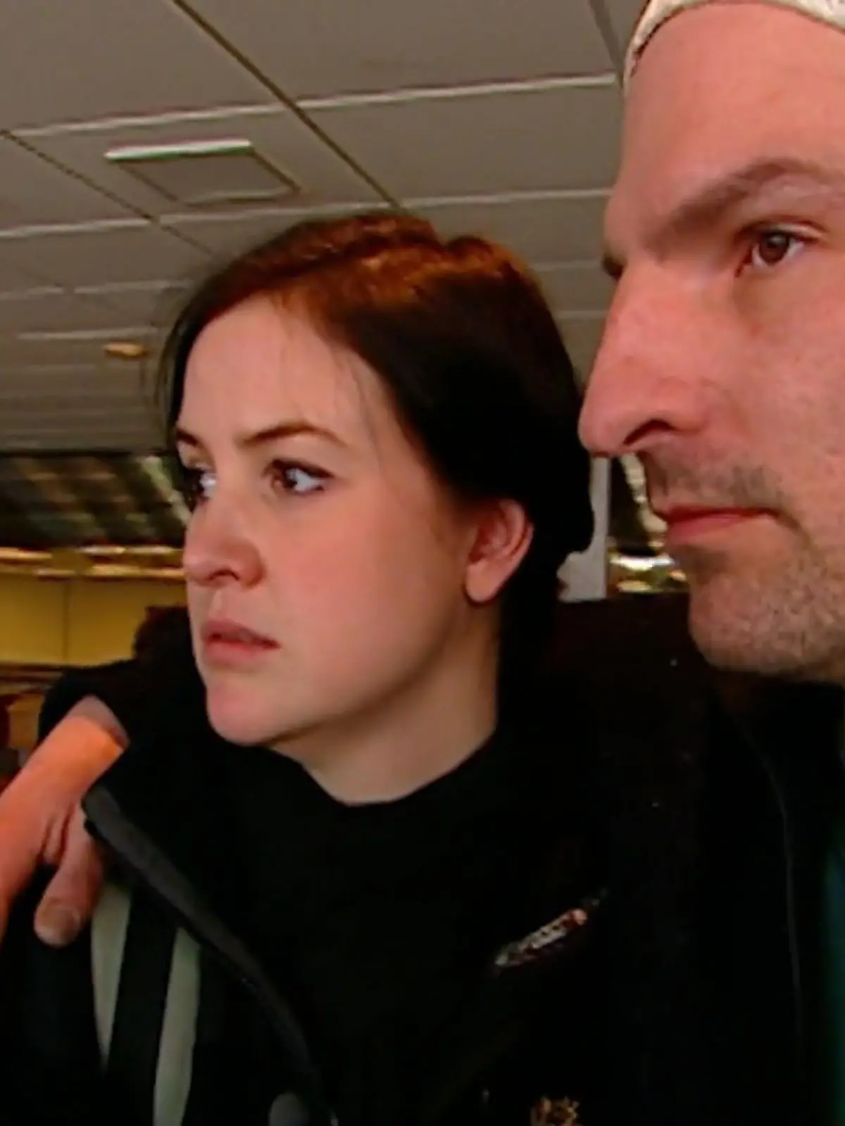 Bild zu: "Manuela und Sascha warten auf Hündin Lilly"