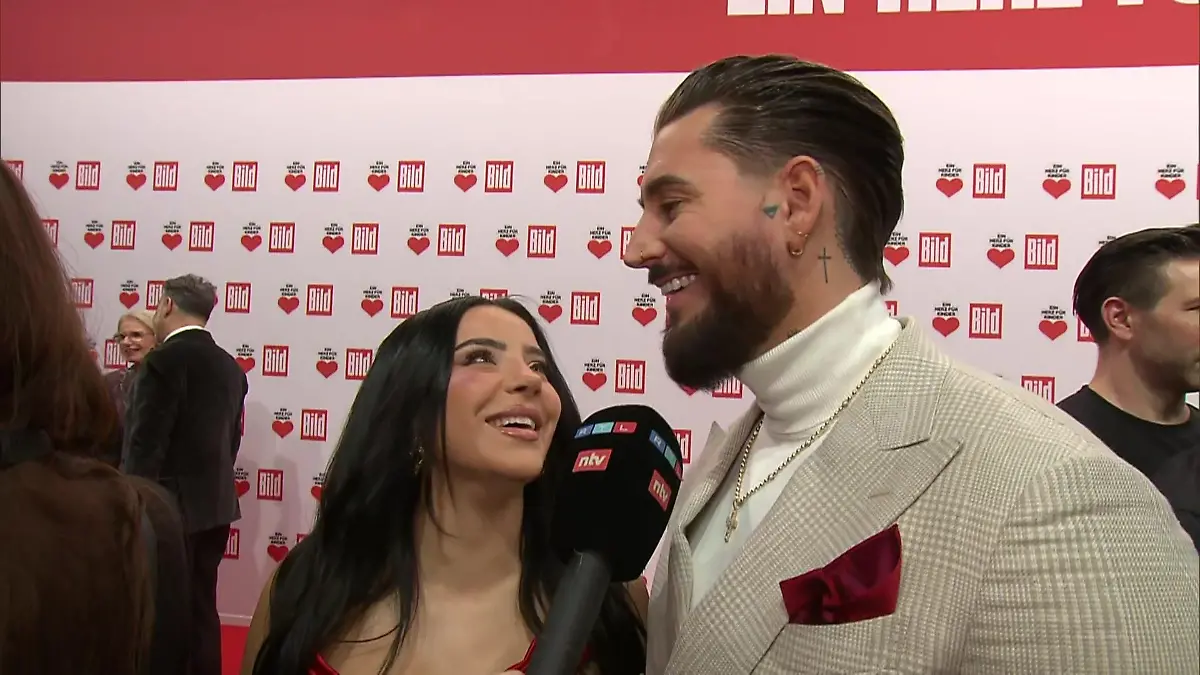 Kommt jetzt das Sommerhaus-Baby? Mike und Leyla Heiter haben Großes vor Ein Herz für Kinder Gala