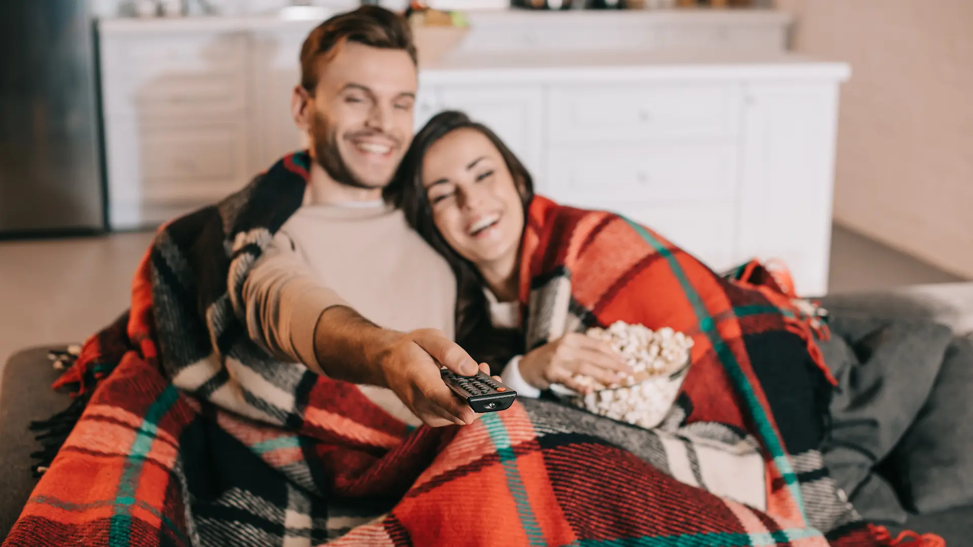 Die besten Filme und Serien: RTL+ liefert die besten Inhalte, um ganz gemütlich ins neue Jahr 2026 zu starten.