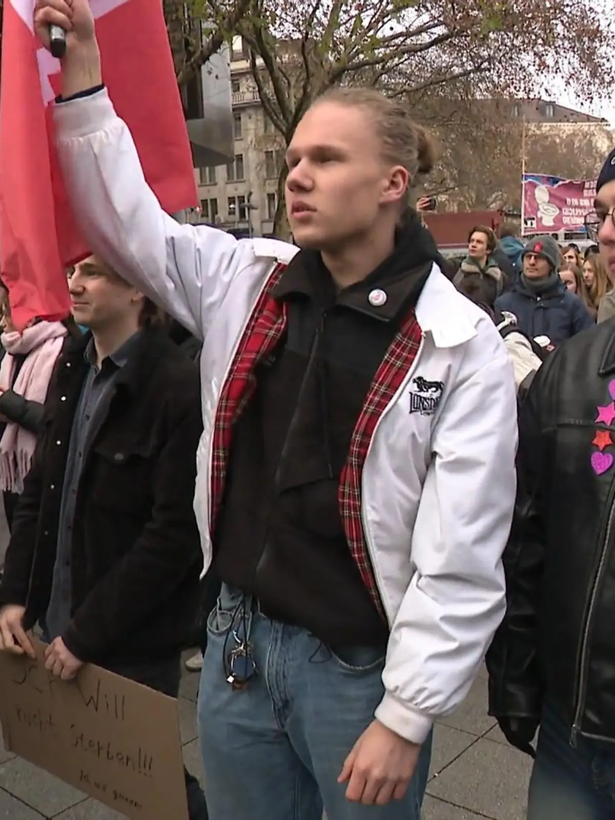 Bild zu: "„Ich möchte nicht anderen Müttern und Vätern ihre Kinder nehmen""