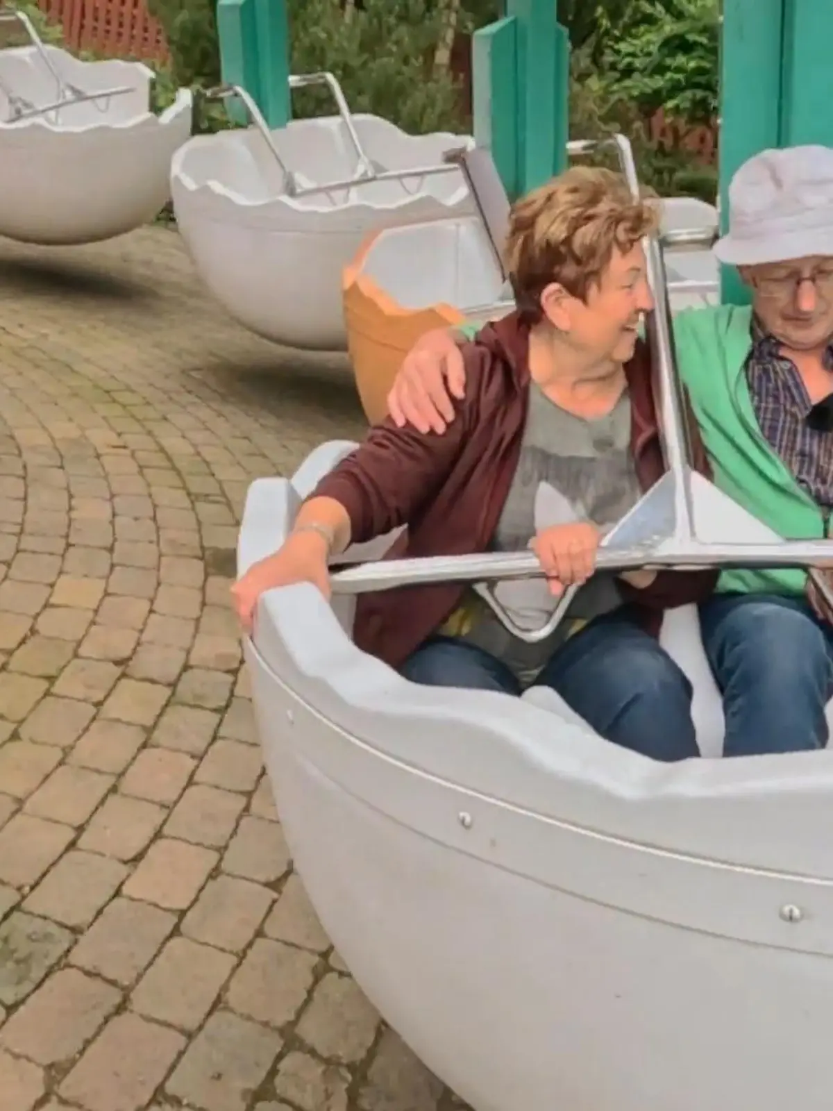 Bild zu: "Katharina und Walter erleben Action"