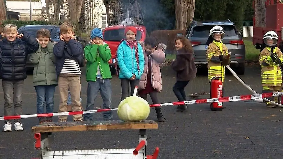 Sicherheitstraining-f-r-Kinder-So-gef-hrlich-sind-B-ller