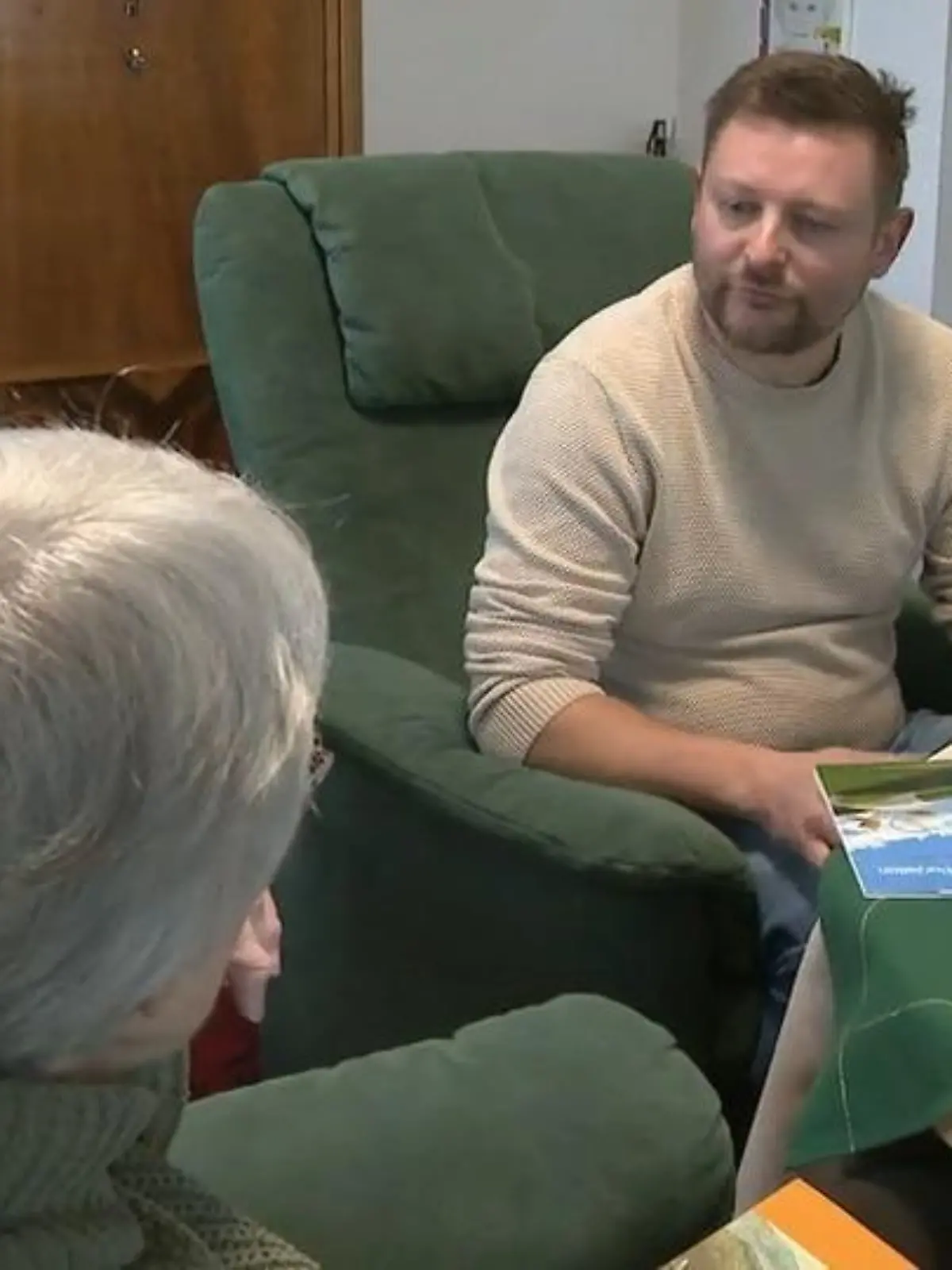 Bild zu: "Unbegrenzt Urlaub   - und dann auch noch monatlich bezahlt?"