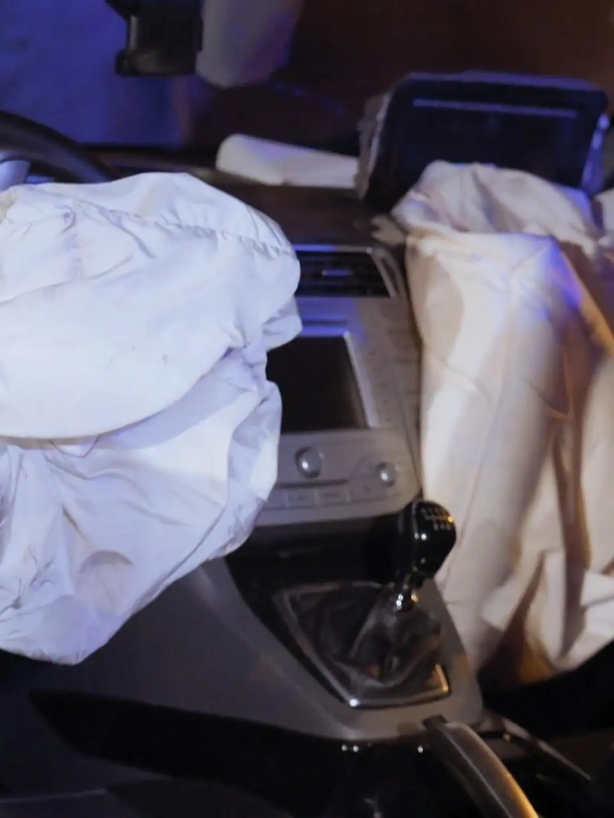 Bild zu: "Haben die Airbags schlimmeres verhindert?"