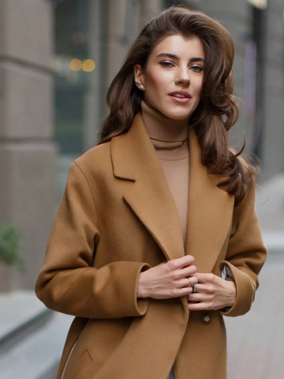 Wir haben eine Stiefelette gefunden, die modisch, günstig und ein echter Beinverlängerer ist.