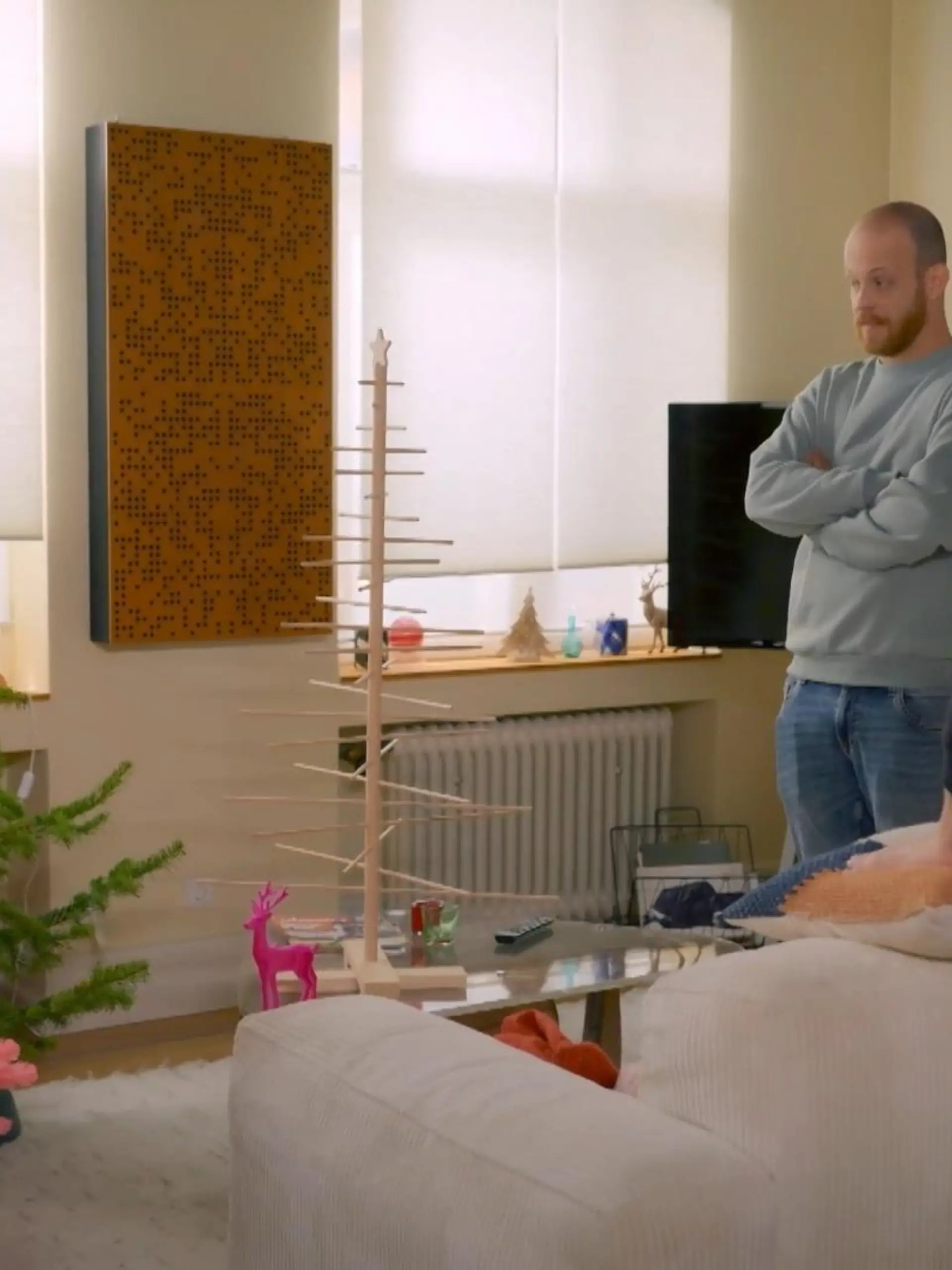 Bild zu: "Drei Männer – drei Weihnachtsbäume"