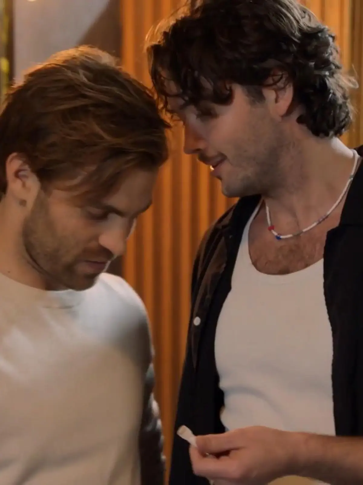 Bild zu: "Nimmt Julian wieder Drogen?"