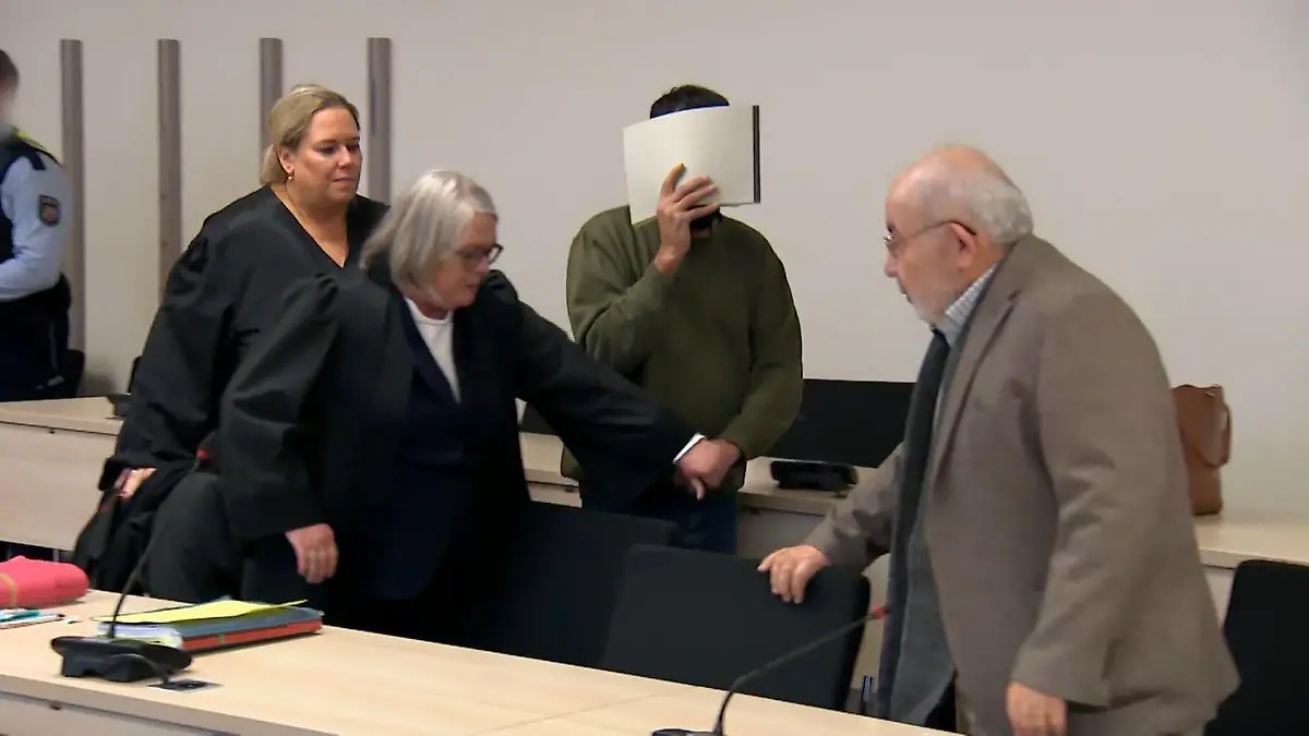 Lebenslange Haft für Shadi A. nach Amoklauf in Essen Urteil nach Brandstiftung und Bedrohung: