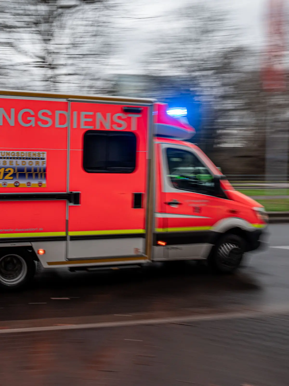 Städte könnten bald gezwungen sein, für Rettungseinsätze Gebührenbescheide an die Bürgerinnen und Bürger zu schicken. (Symbolbild)