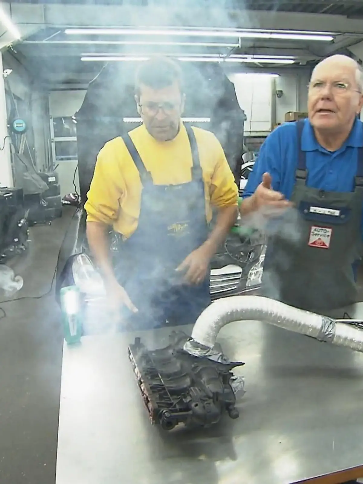 Bild zu: "Rätsel um den Mercedes CLS"