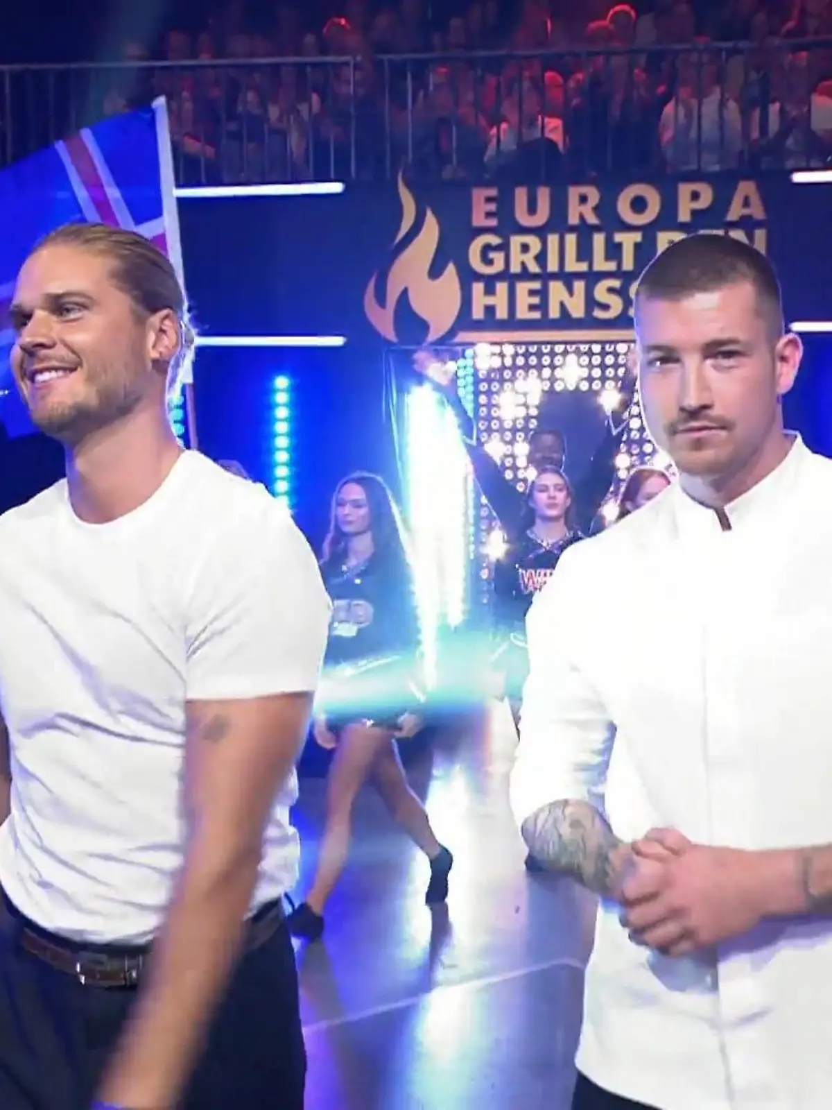 Bild zu: "Bei diesen heißen Köchen wird Laura Wontorra zum Island-Fan"