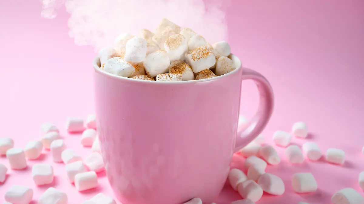 Wir kennen die leckersten Gourmand-Düfte 2025/26: von Marshmallow bis Chocolate Fudge – perfekte Geschenkideen für süße Nasen.