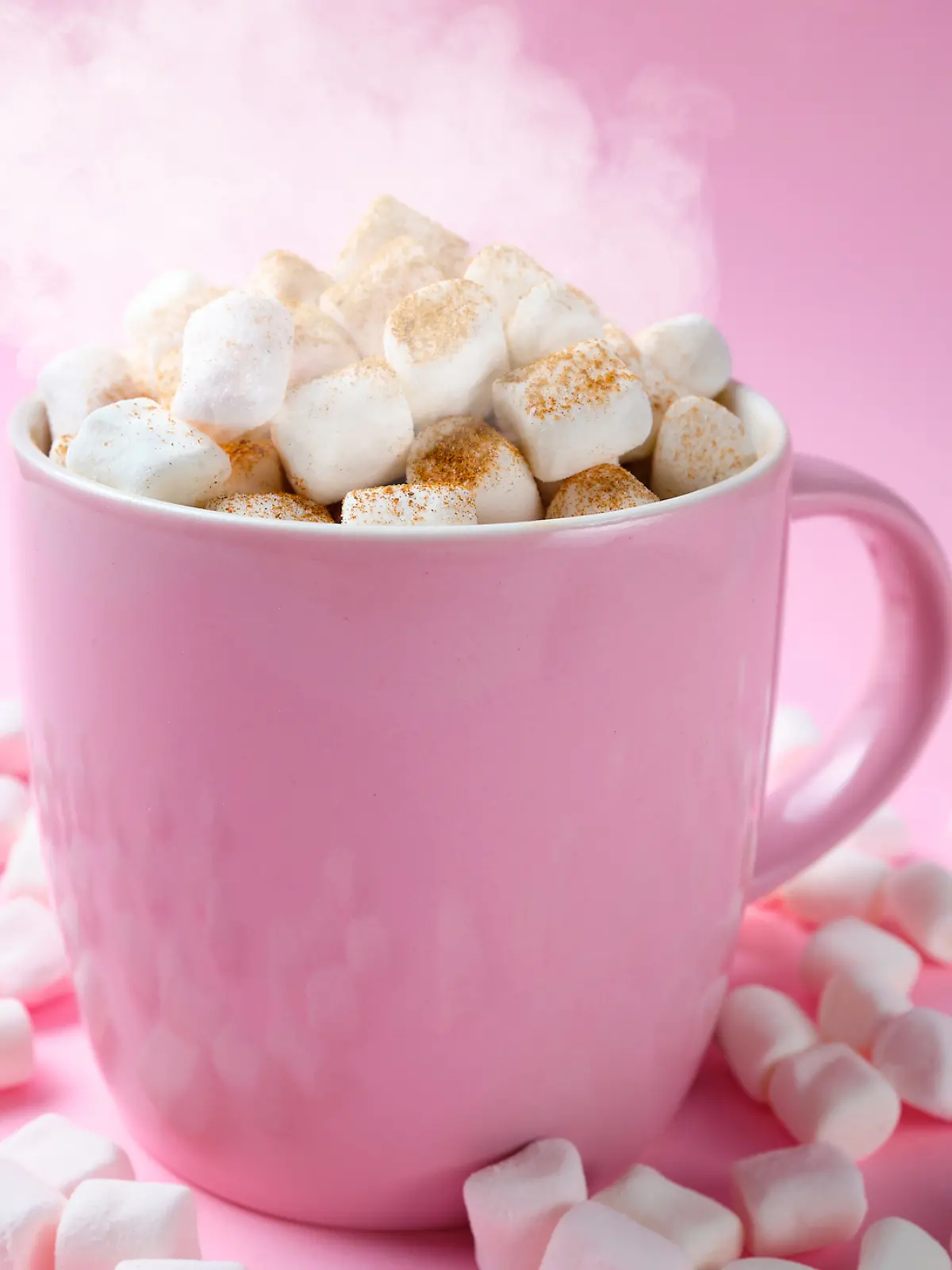 Wir kennen die leckersten Gourmand-Düfte 2025/26: von Marshmallow bis Chocolate Fudge – perfekte Geschenkideen für süße Nasen.