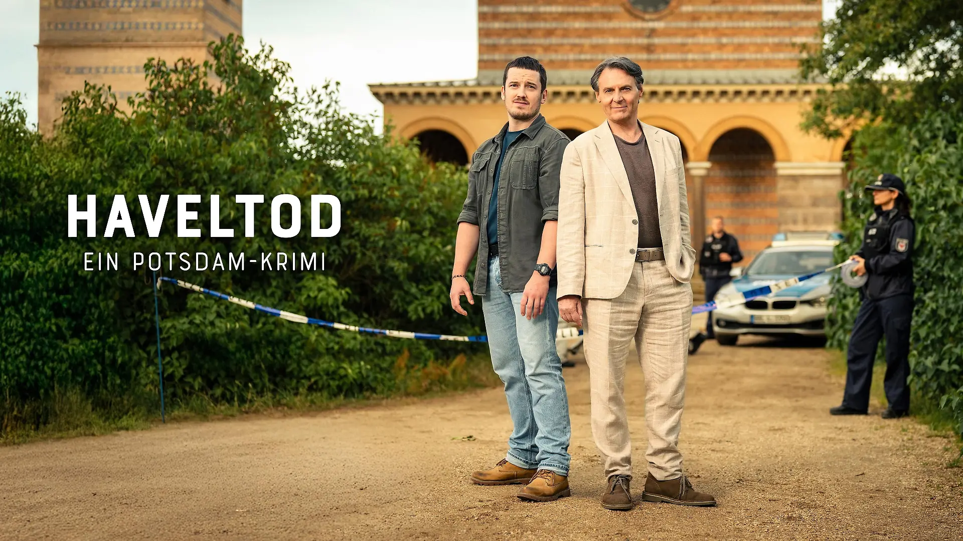 „Haveltod – Ein Potsdam-Krimi”: Felix Kreutzer (l., spielt Gregor Weber) und Wolfgang Bahro (spielt Armin Weber) 