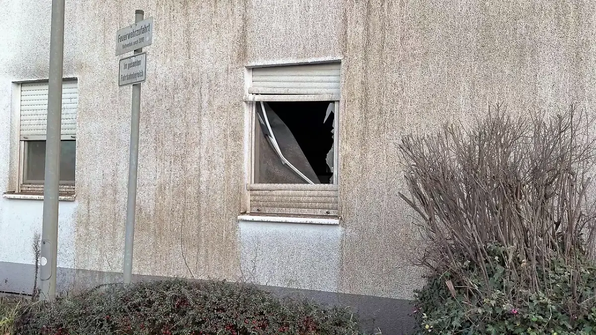 Beschädigtes Wohnhaus in Hanau