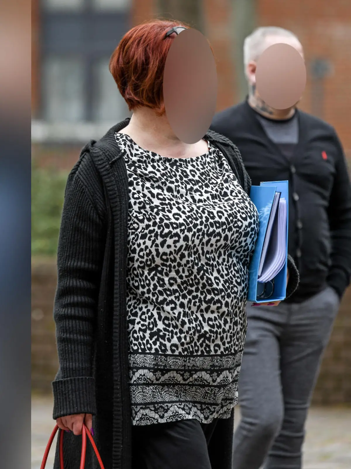 Sarah und ihre Affäre George haben Ehemann Tom jahrelang als Sklaven gehalten.