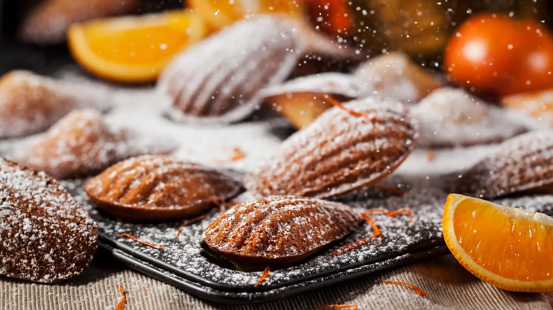 Madeleines mit Orangen und Honig