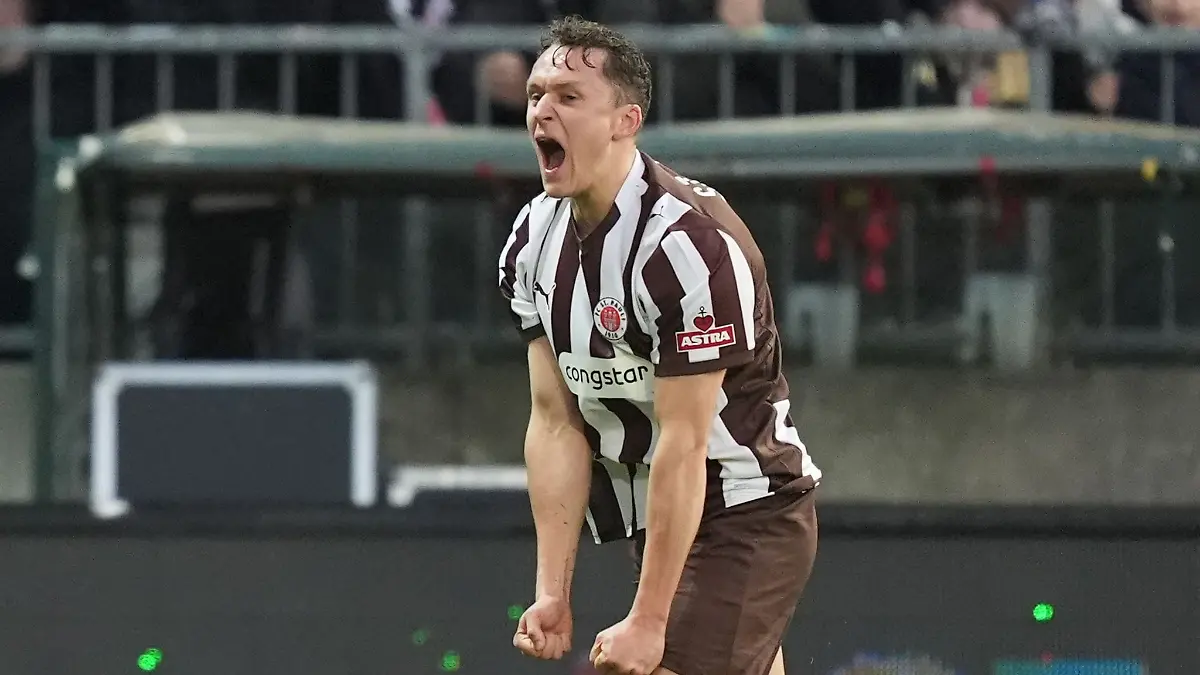 Kaars-erl-st-FC-St-Pauli-Hoffenheim-zerlegt-HSV