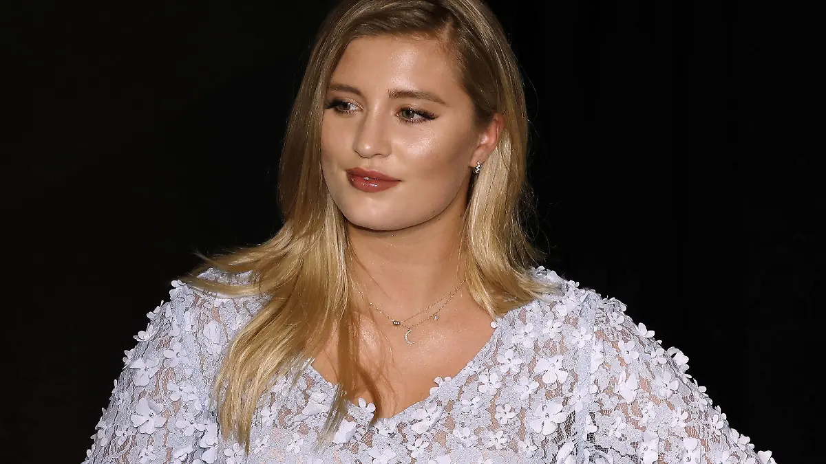 127/ Luna Schweiger, 26. FESTLICHE OPERNGALA FÜR DIE DEUTSCHE AIDS-STIFTUNG, Roter Teppich, Deutsche Oper Berlin, 2.11.2019 Berlin Deutschland, Germany *** 127 Luna Schweiger, 26 FESTIVAL OPERA GALA FOR THE GERMAN AIDS FOUNDATION, Red Carpet, German Opera Berlin, 2 11 2019 Berlin Germany, Germany Copyright: xPOP-EYE/RenexduxVinagex 10120947__I0A0307