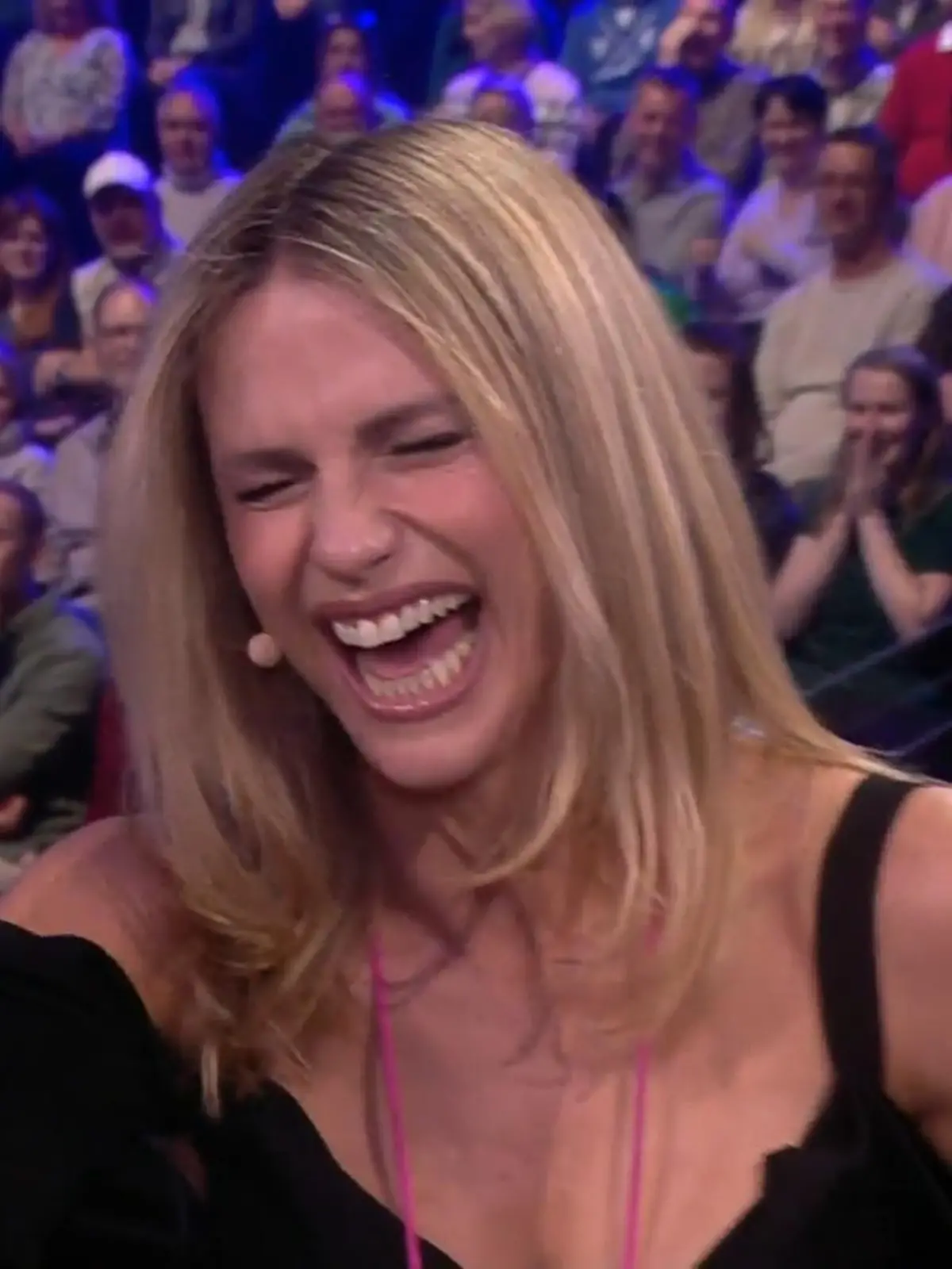 Bild zu: "Hier wirft's Michelle Hunziker ordentlich aus der Bahn"