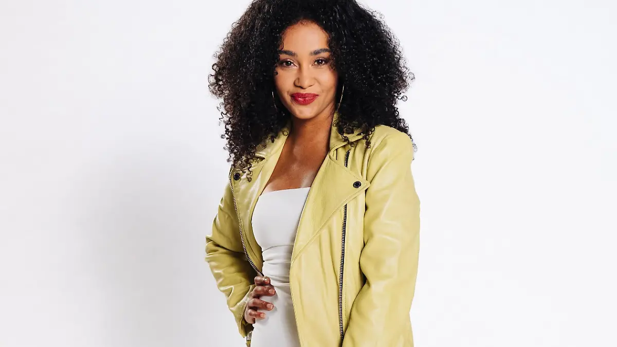 AWZ-Zwischen-Recht-und-Freundschaft-F-r-ba-Kon-steht-voll-und-ganz-hinter-ihrer-Rolle