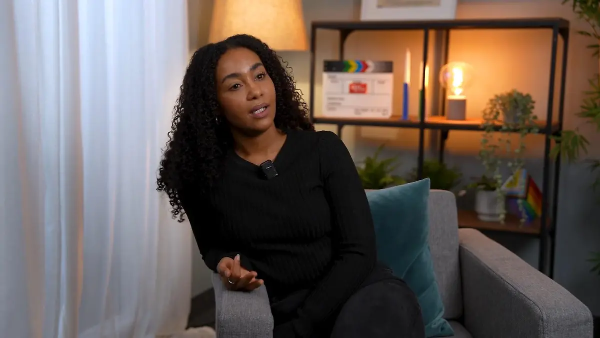 Féréba Koné steht hinter ihrer Rolle Bei AWZ geht es um Leben und Tod