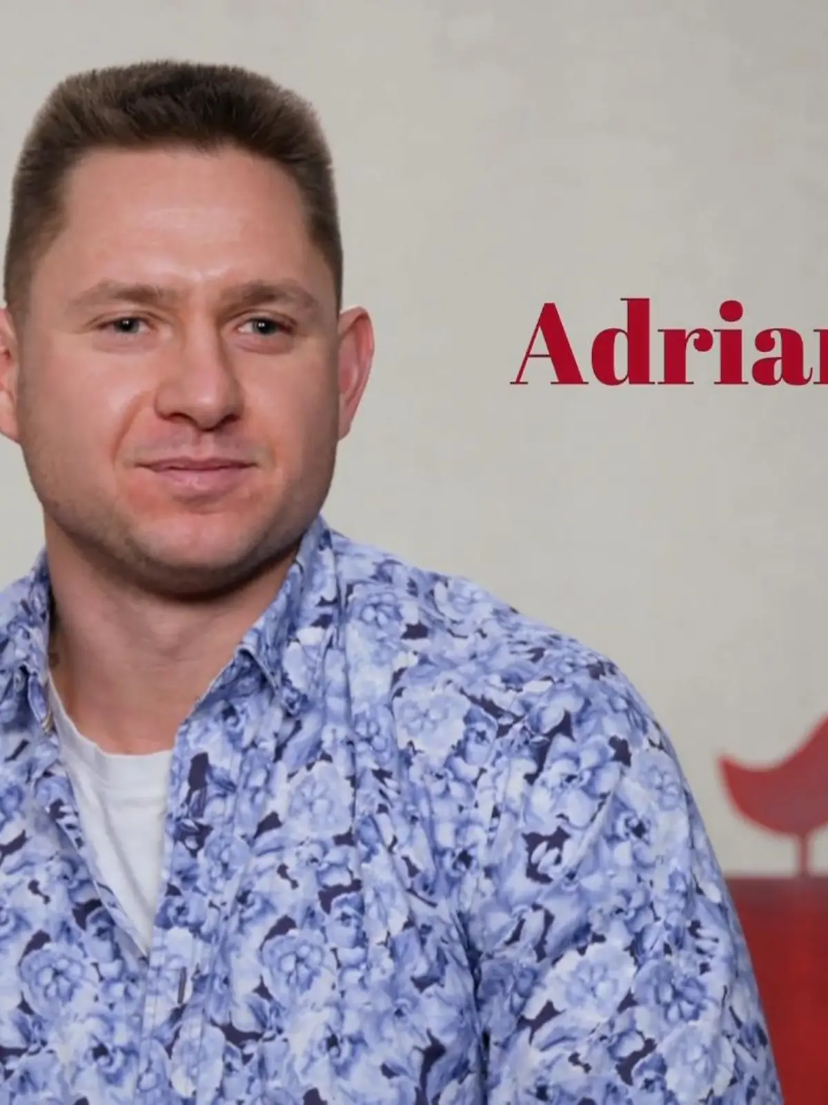 Bild zu: "Adrian sucht sein Alphaweibchen"