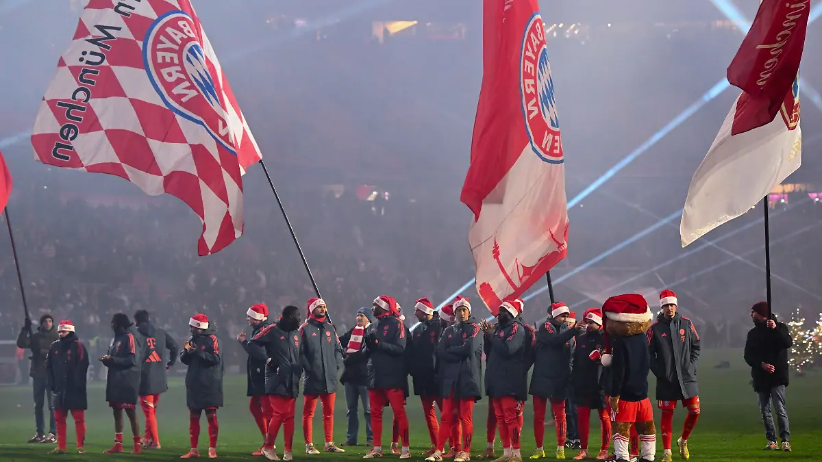 Bild zu: "Nach Patzer gegen Mainz: Bayern ohne Neuer ins Jahres-Finale"