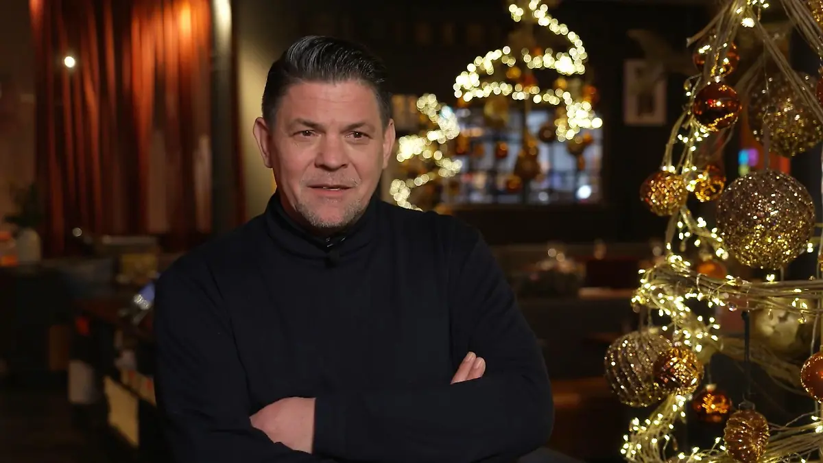 Weihnachtsstress? Nicht mit Tim Mälzer! „Ich bin ein Klischee!”
