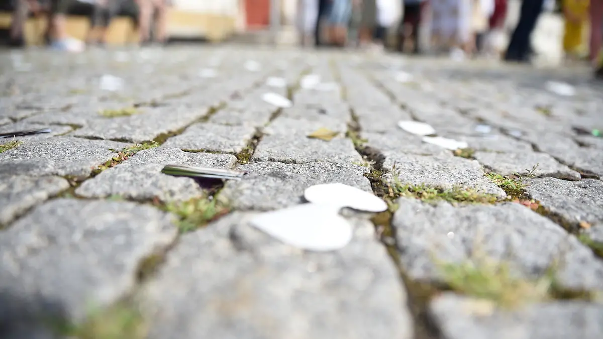 Für die Braut und einen weiteren Gast endete das Fest nach der Schlägerei im Krankenhaus. (Symbolbild)