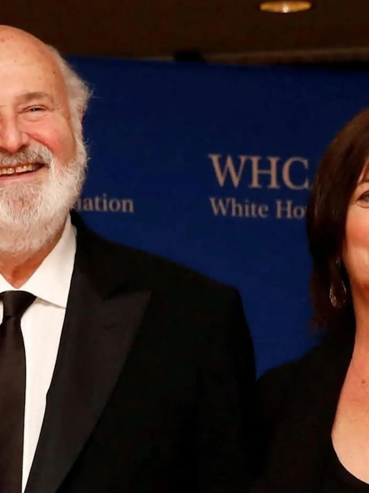 Bild zu: "Zu Hause niedergestochen! Hollywood-Regisseur Rob Reiner und Frau ermordet"