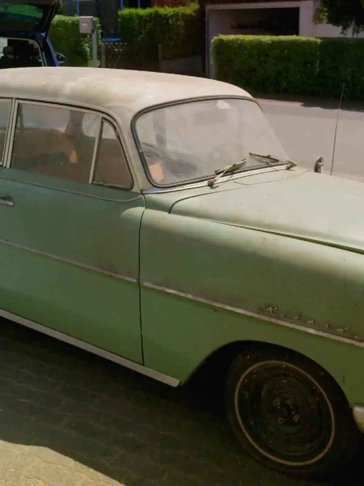 Bild zu: "Überraschungsangebot"